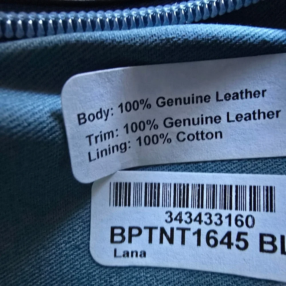 Dooney & Bourke Black Patent Leather Shoulder Bag + Dust‎ Bag